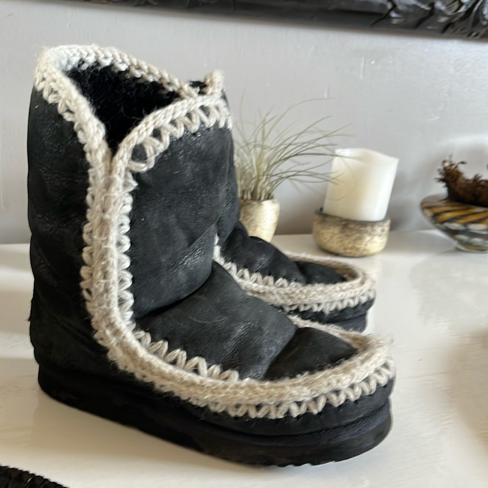 Mou shearling moccasins size7.5